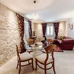 Hotel Nepos 4*