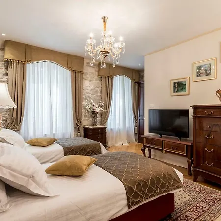 Hotel Nepos