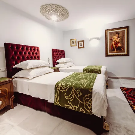 Hotel Nepos 4*