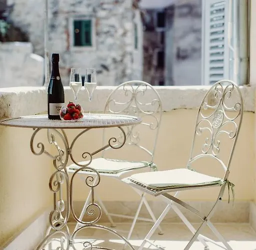 Hotel Nepos 4*