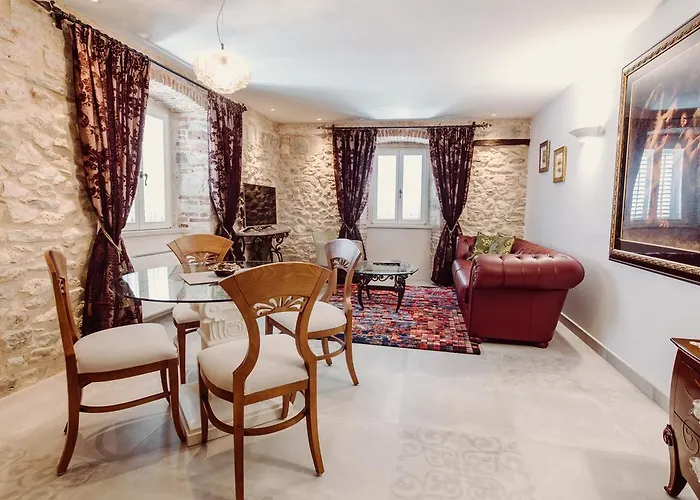 Hotel Nepos