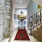 Nepos Hotel