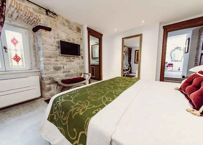 Nepos Отель Сплит